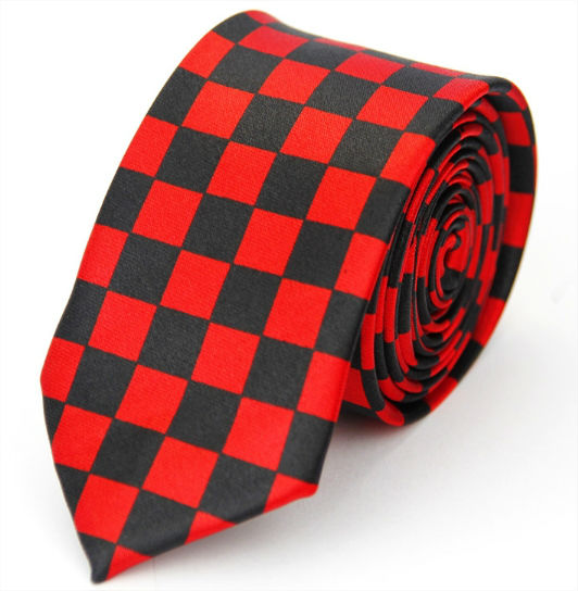 Cravate à carreaux rouge slim long